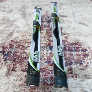 Set of Valeo 22HK-604358 and 26HK-604360 Premium Windshield Wipers-Brand New